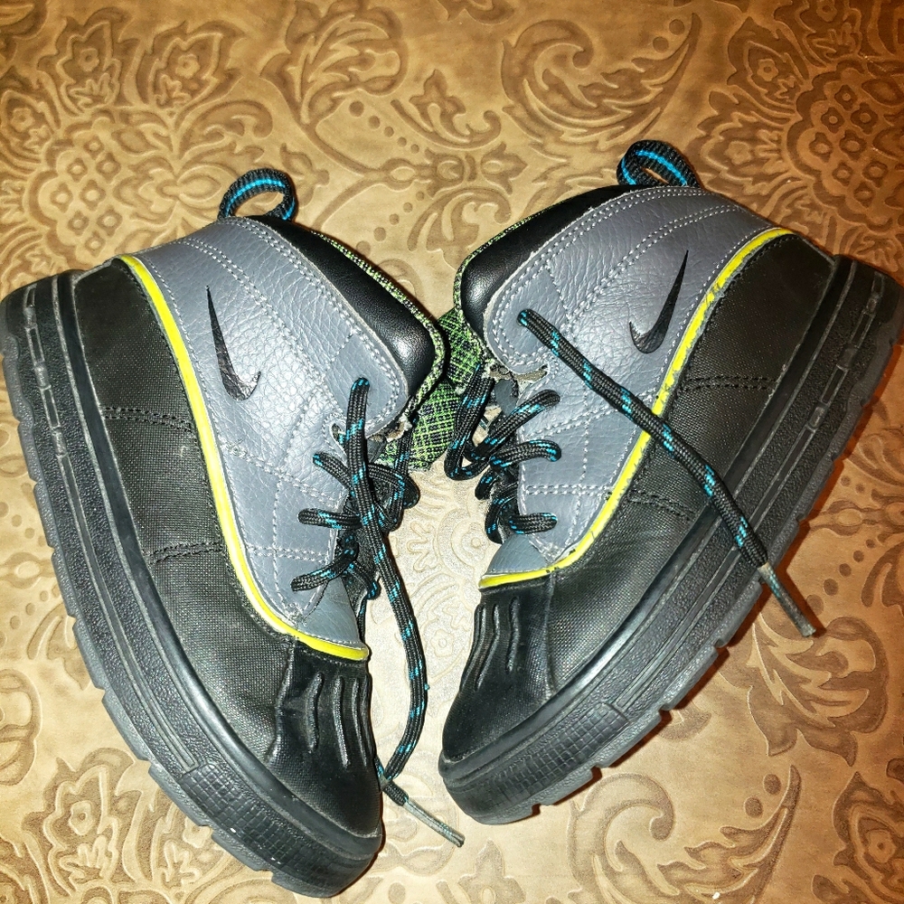 Nike Woodside ACG boots